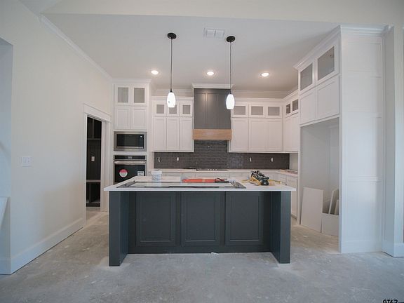 5th image of 11866 Tara Ln