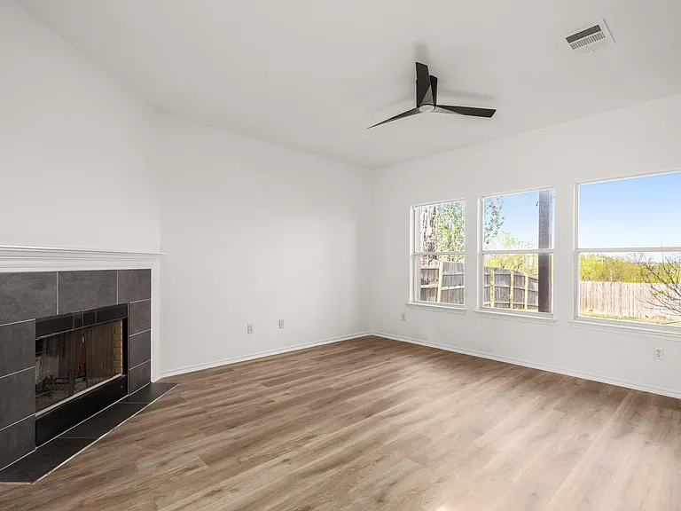 13220 Constellation Dr — Photo 17