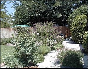 5th image of 5613 Dogwood Trl NE