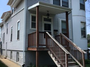 3904 Grove Ave #1, Brookfield, IL 60513