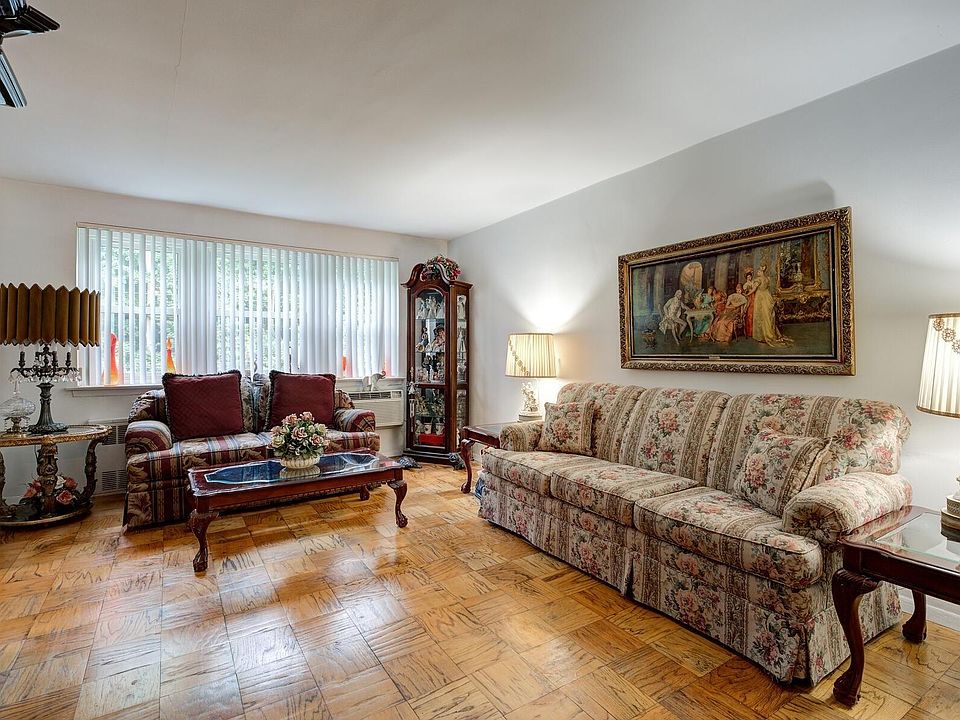 30 Pearsall Ave Glen Cove, NY, 11542 Apartments for Rent Zillow