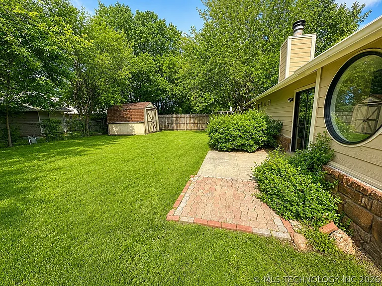 13801 E 33rd Pl — Photo 12