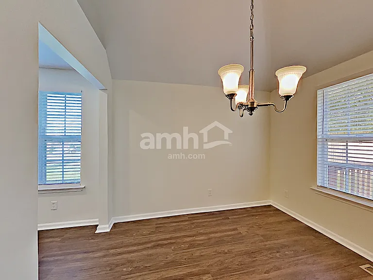 1038 Secretariat Dr — Photo 5