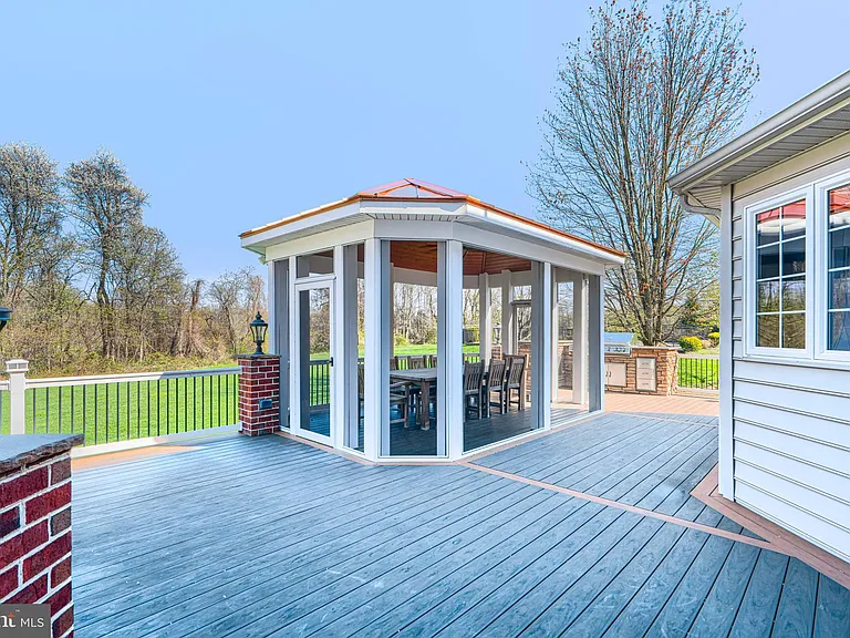 1319 Martin Meadows Dr — Photo 114
