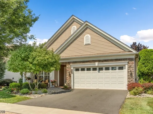 441 Crossfields Ln, Franklin Twp., NJ 08873