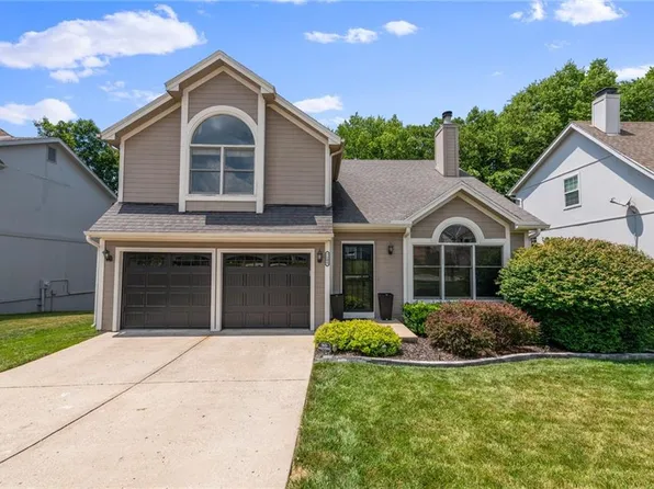 7204 N Hickory St, Kansas City, MO 64118
