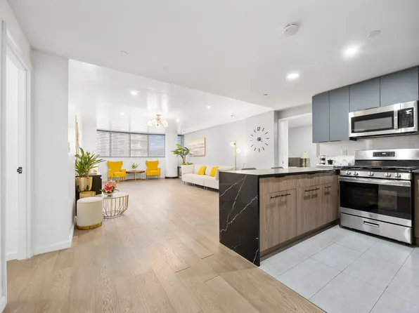 133-38 Sanford Avenue image 1 of 21