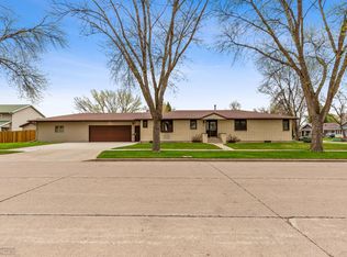 1601 16th Ave S, Fargo, ND 58103