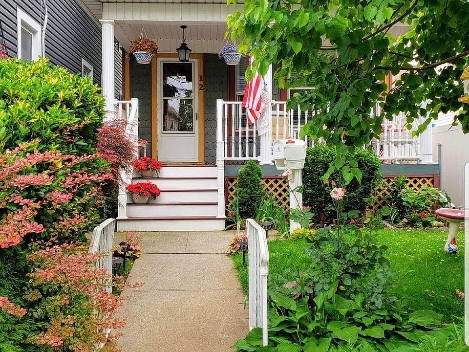 1st image of 12 Palmer Ave