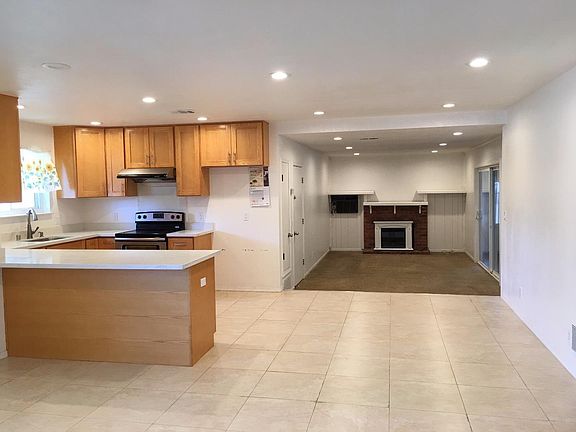 4th image of 6388 Narcissus Ave