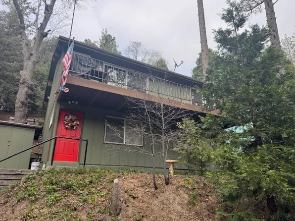 24992 Valle Dr, Crestline, CA 92325