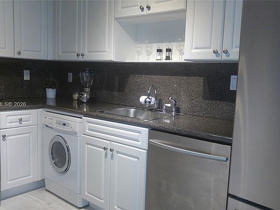 5th image of 2501 S Ocean Dr #L04
