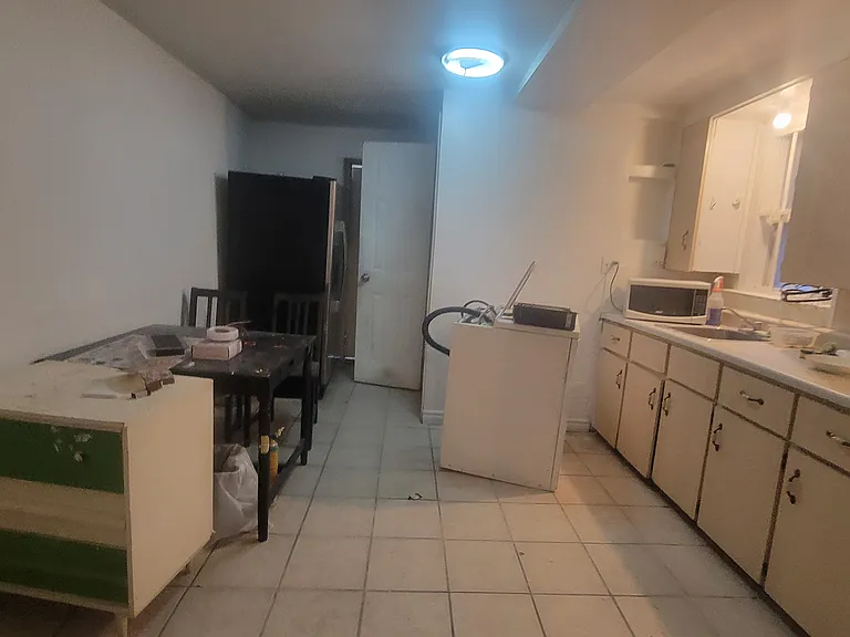 Main floor kitchen
