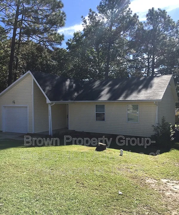 3324 Red Fox Rd