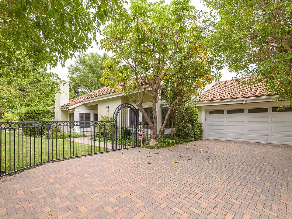 1st image of 2966 Tiffany Cir