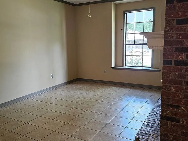 472A Brendalwood Dr — Photo 6