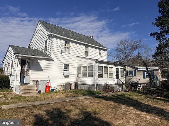 3rd image of 13 Temple Rd
