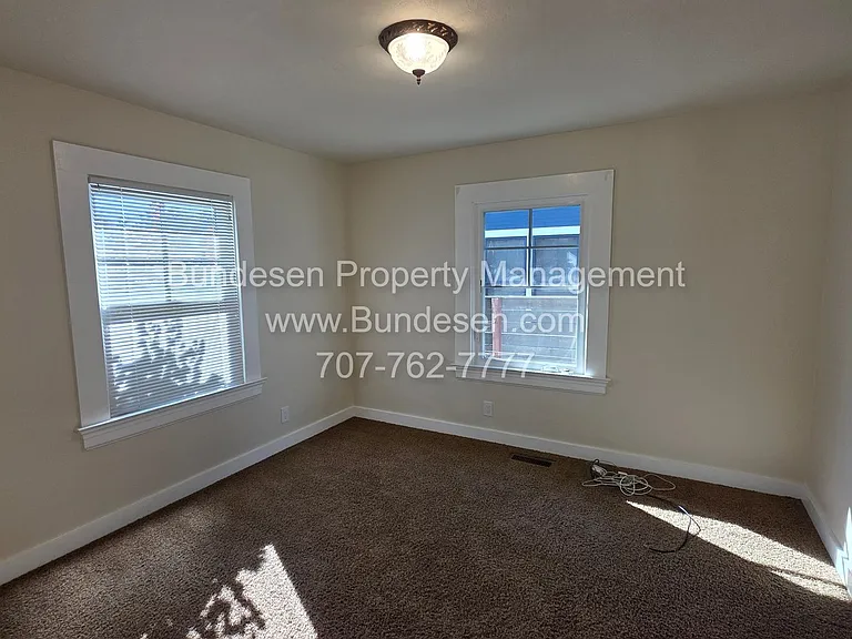 340 Church St — Photo 7