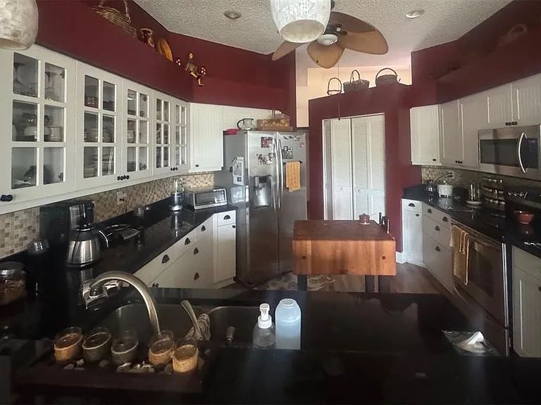 4062 Westbourne Cir — Photo 5