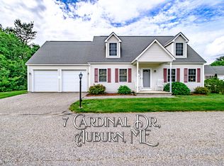7 Cardinal Dr, Auburn, ME 04210