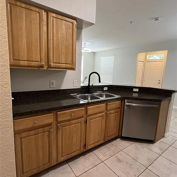 5957 Westgate Dr #1912 — Photo 9