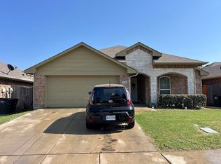 3144 Evangeline Rd, Fort Worth, TX 76140