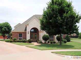 4 Shadow Ridge Ct, Wichita Falls, TX 76308