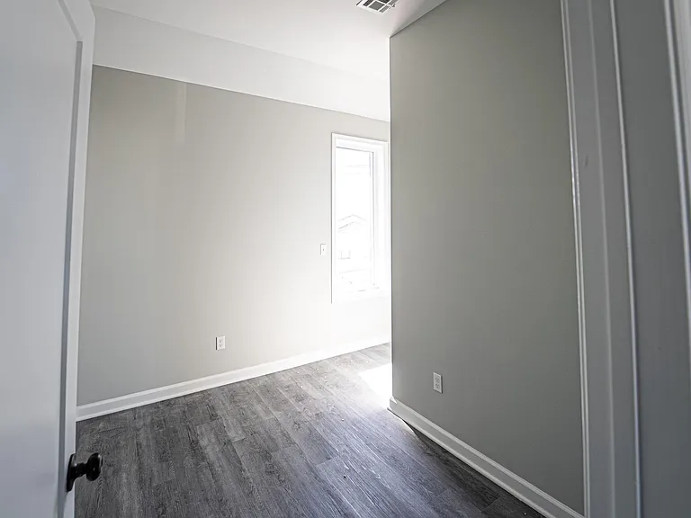 295 Pershing Ave #1-4 — Photo 19