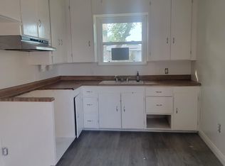 1420 E 9th St, Upland, CA 91786