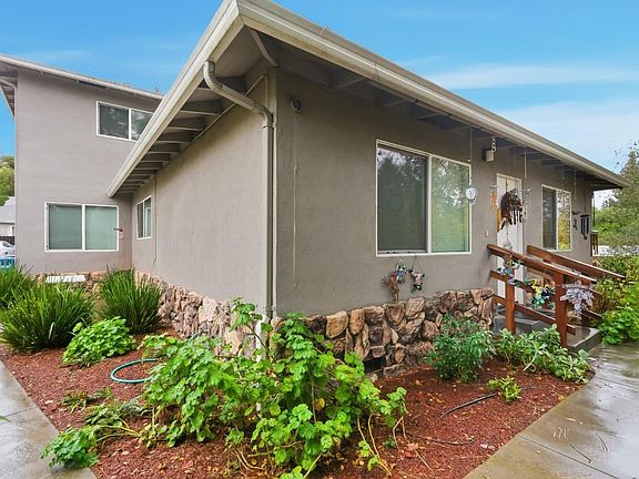 3rd image of 192 Bean Creek Rd