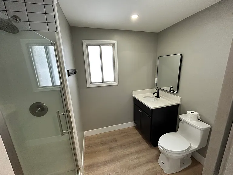 98 Elmhurst St #B — Photo 5