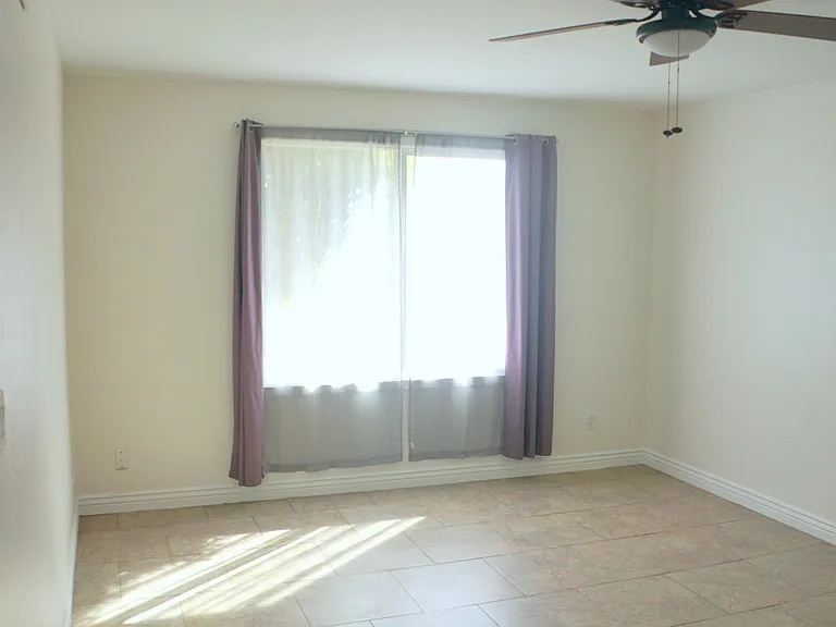2725 S Azalea Dr — Photo 7