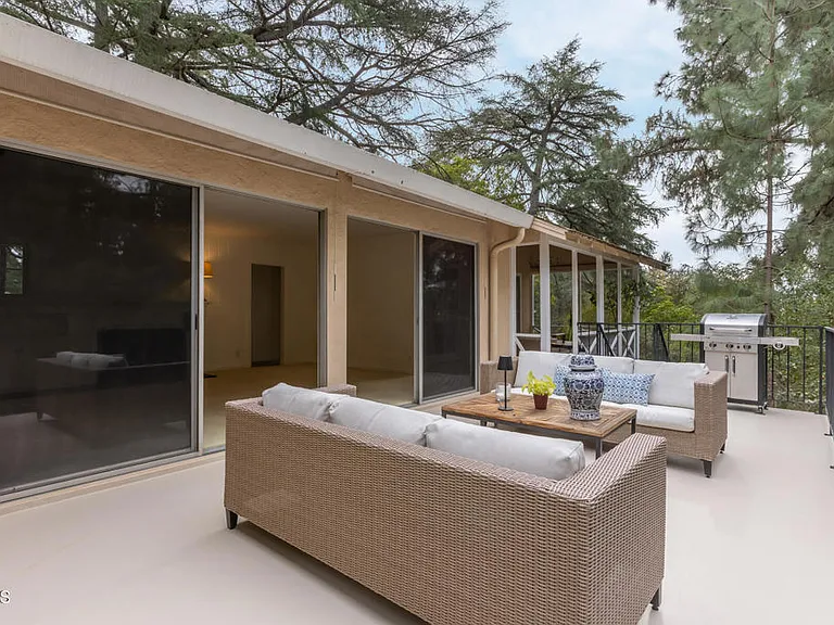 5209 Alta Canyada Rd — Photo 46