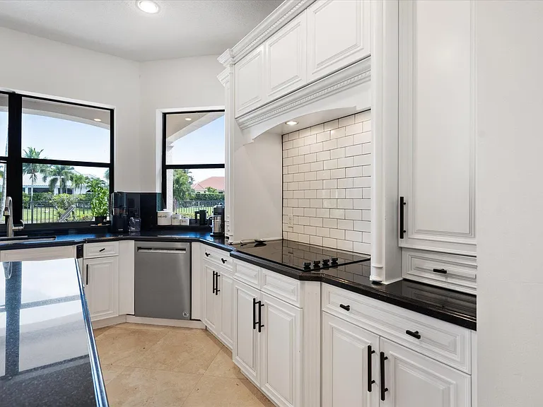 11640 S Sea Ct — Photo 23