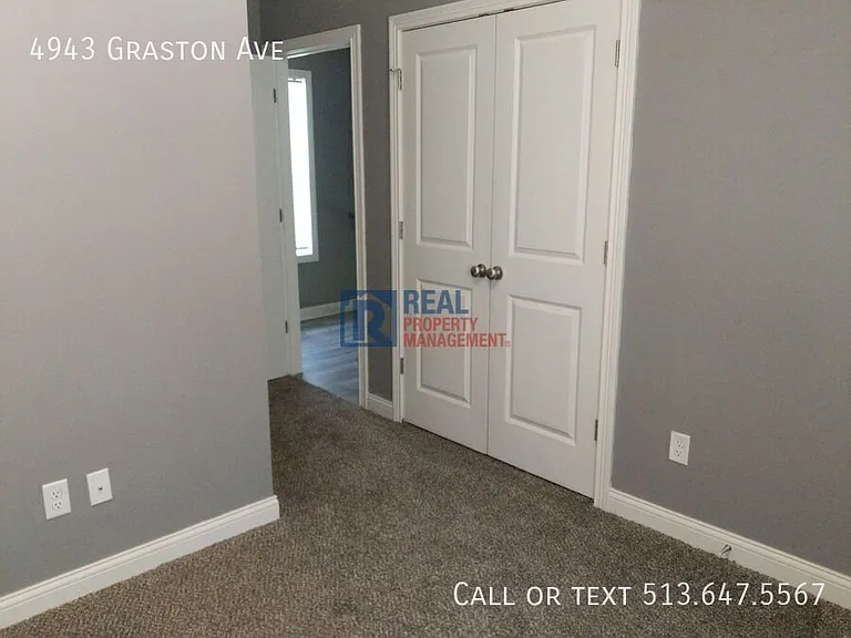 4943 Graston Ave — Photo 10