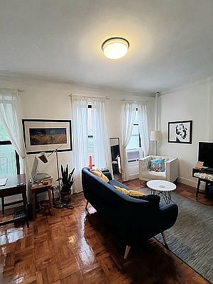 1st image of 319 W 116th St APT 3A