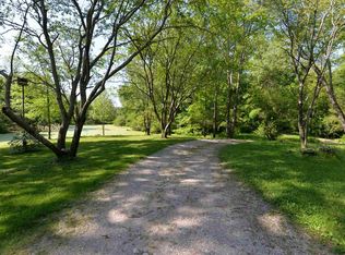 3190 Petersburg Rd, Burlington, KY 41005