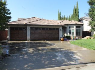 1602 E Ticonderoga Dr, Fresno, CA