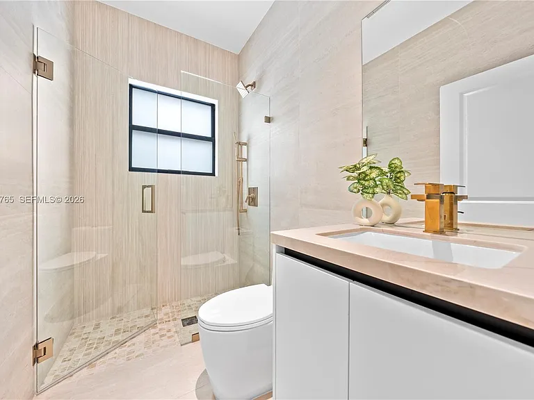 3189 SW 23rd St #LEFT — Photo 11