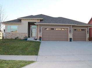 5007 NW 15th St, Ankeny, IA 50023