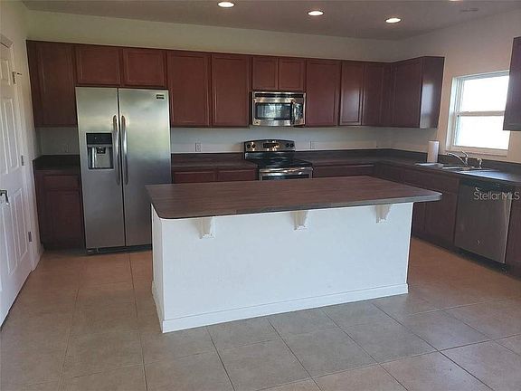 3rd image of 3869 Gulf Shore Cir