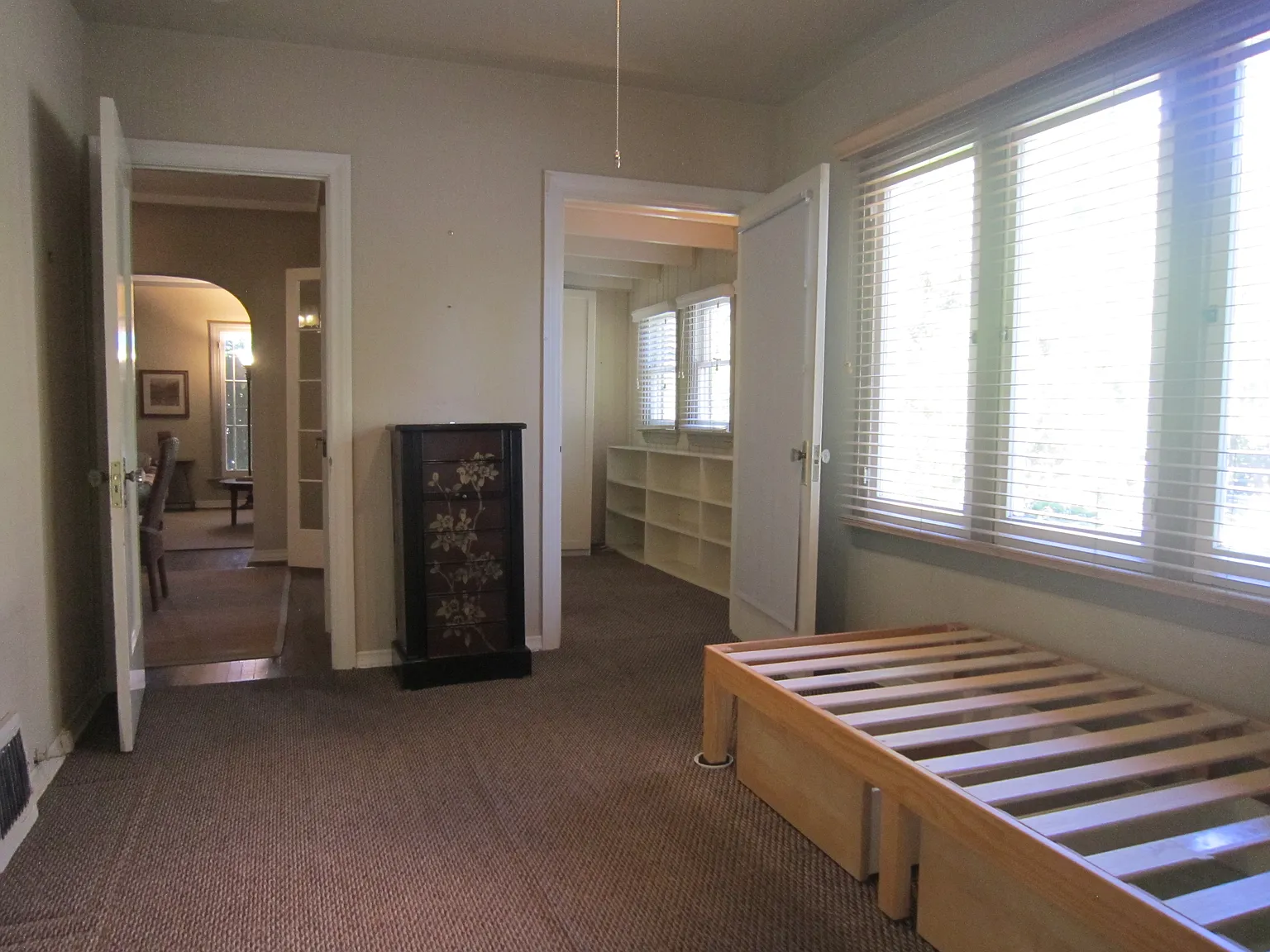 3 bed, 1443 sqft, $1,050 — Photo 2