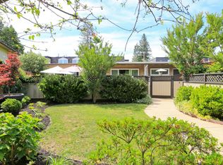 1071 Noel Dr APT 3, Menlo Park, CA 94025
