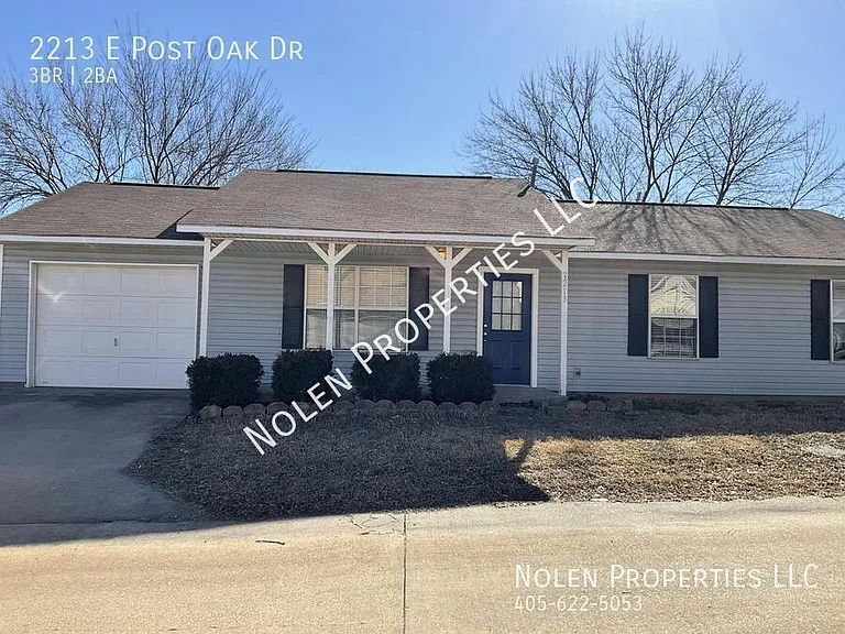 2213 E Post Oak Dr — Photo 2