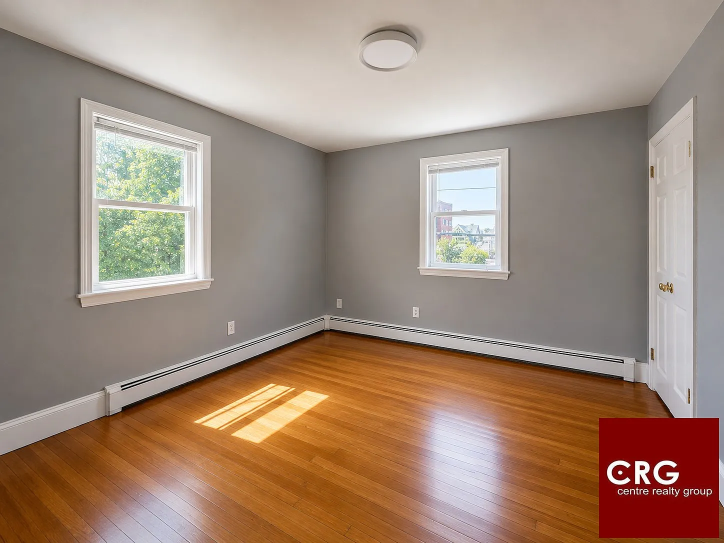 1 bed, 1.0 bath, 800 sqft, $2,400 — Photo 2