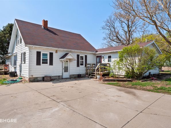 5552 W 68th St S, Colfax, IA 50054