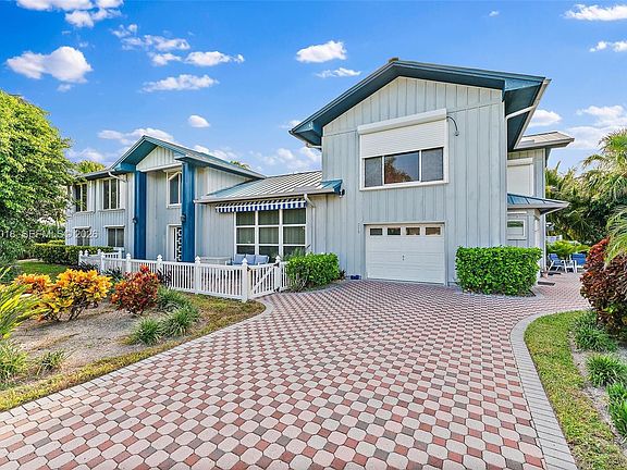 5th image of 219 Colony Rd