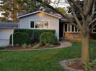 39970 Romeo Plank Rd, Clinton Township, MI 48038