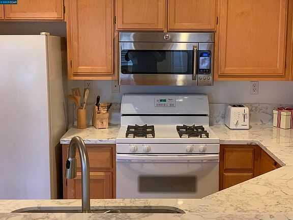 4th image of 400 Baltic Cir Unit 432