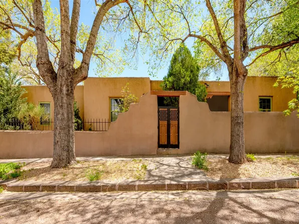 901 Gildersleeve St, Santa Fe, NM 87505